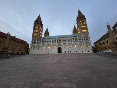 Városom - 2025-11-05 11:25 - Karikás Mirtill