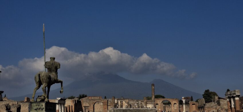 Nápoly, a szűk utcák és a kultúra városa