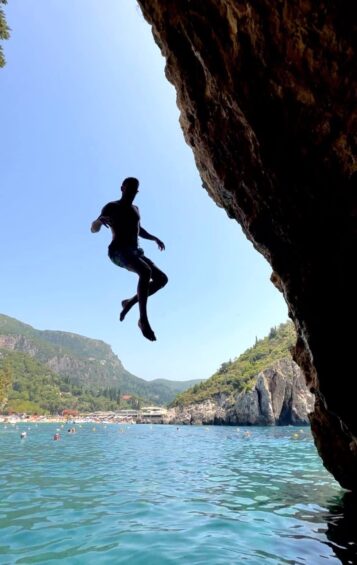 Strandkörjárat robogózva