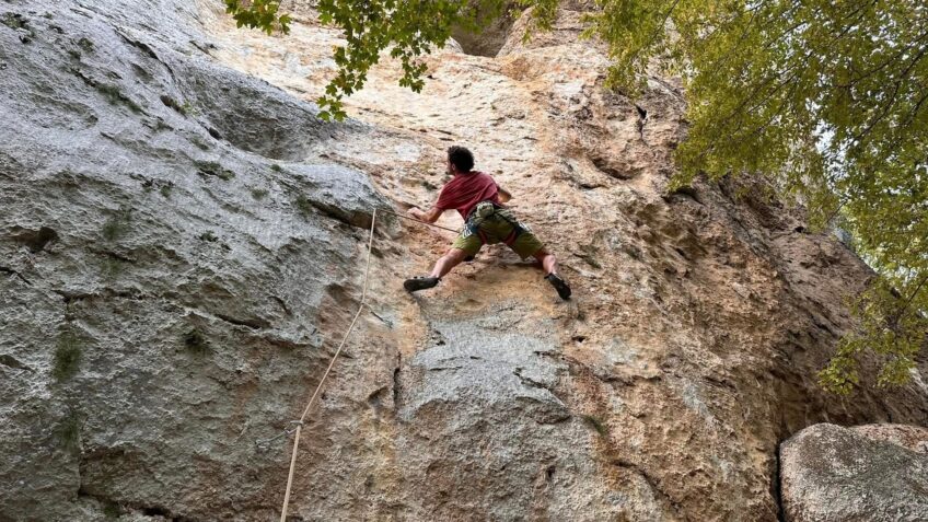 Sziklamászás az Orbász völgyében