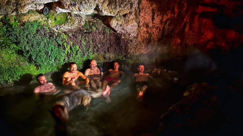 Sziklamászás az Orbász völgyében